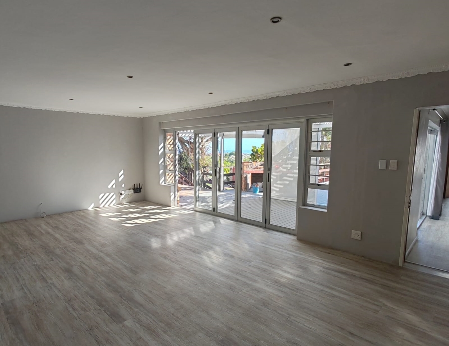 3 Bedroom Property for Sale in De Kelders Western Cape